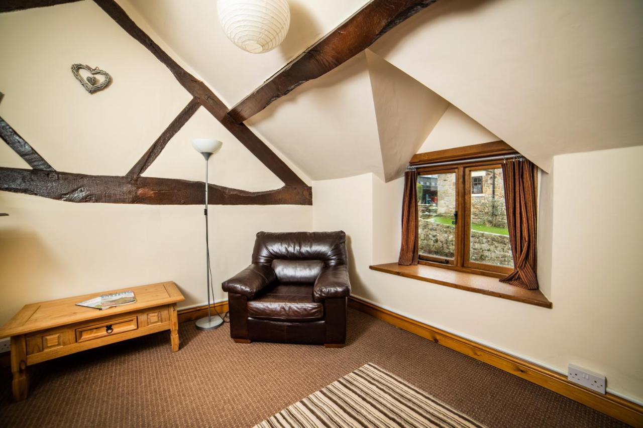 Nant Ucha Farm Villa Acrefair Exterior foto